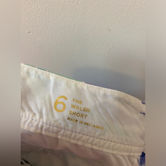 Lily pulitzer Walsh shorts Blue and green patterned Size 6 - Picture 3 of 3